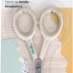 We R Makers WHITE DETAIL Scissors 1pc