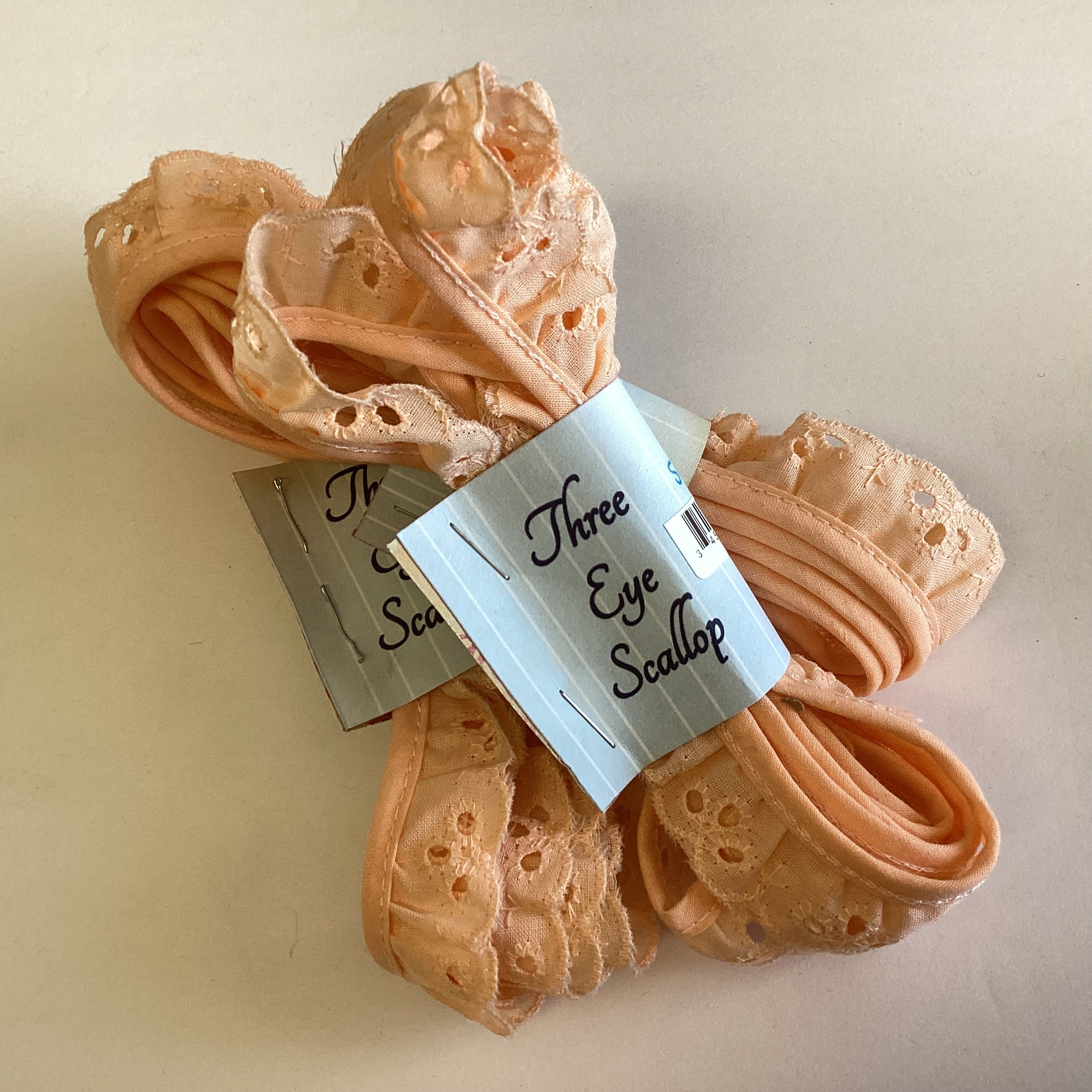 AA5E4363-A550-48D6-A801-A2EA4FED7C08 Scrapbooksrus Vintage Lace THREE EYE PEACH SCALLOP Ribbon Trim 3/4”X66” - Image 1