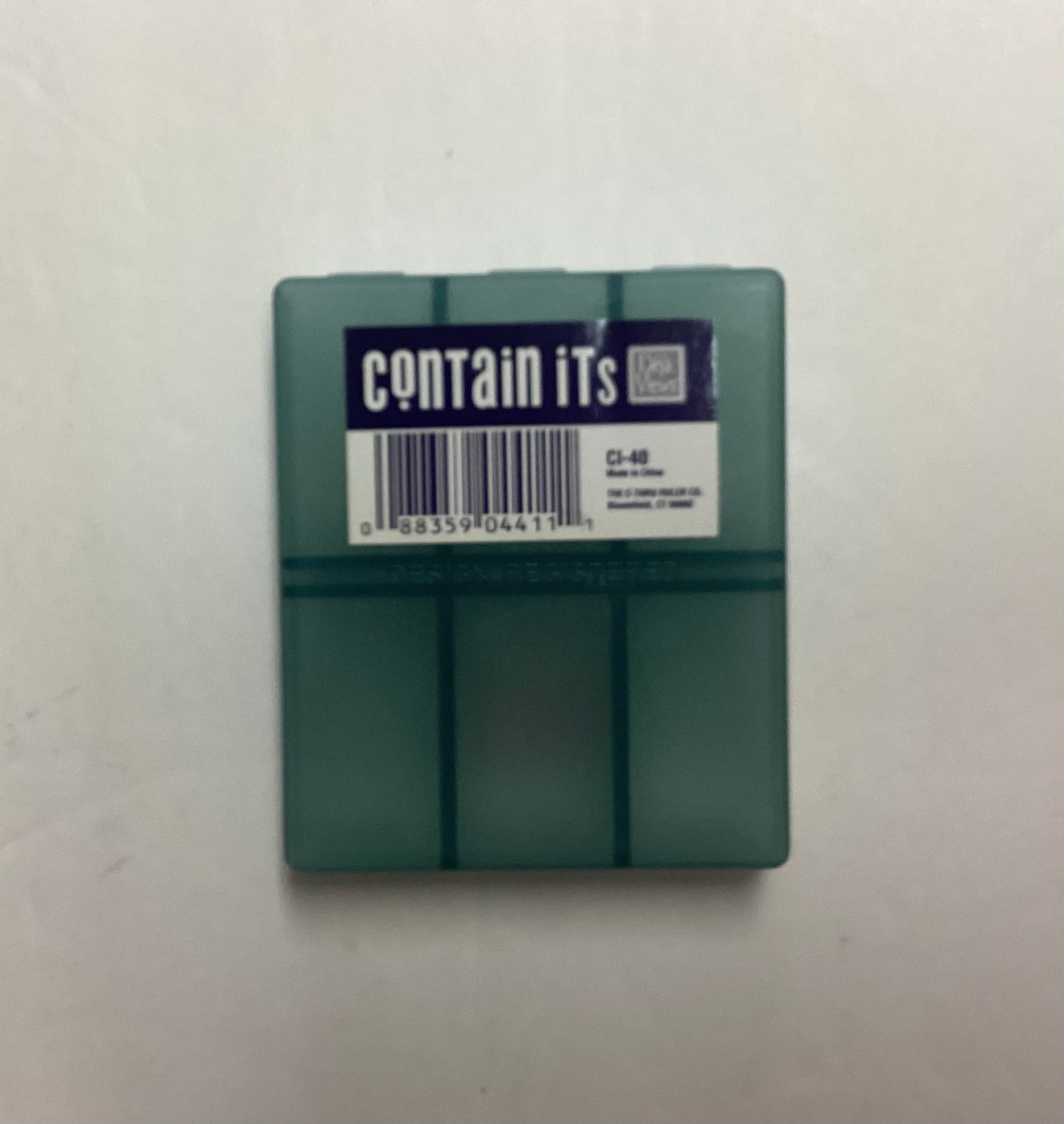 D9E6EF10-B44D-4C48-B3C3-D1C9375F831F Deja Views CONTAIN ITS 6 Pockets Box - Image 1