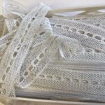 Scrapbooksrus Vintage OFF WHITE POTHOLE LACE Ribbon Trim 1yd