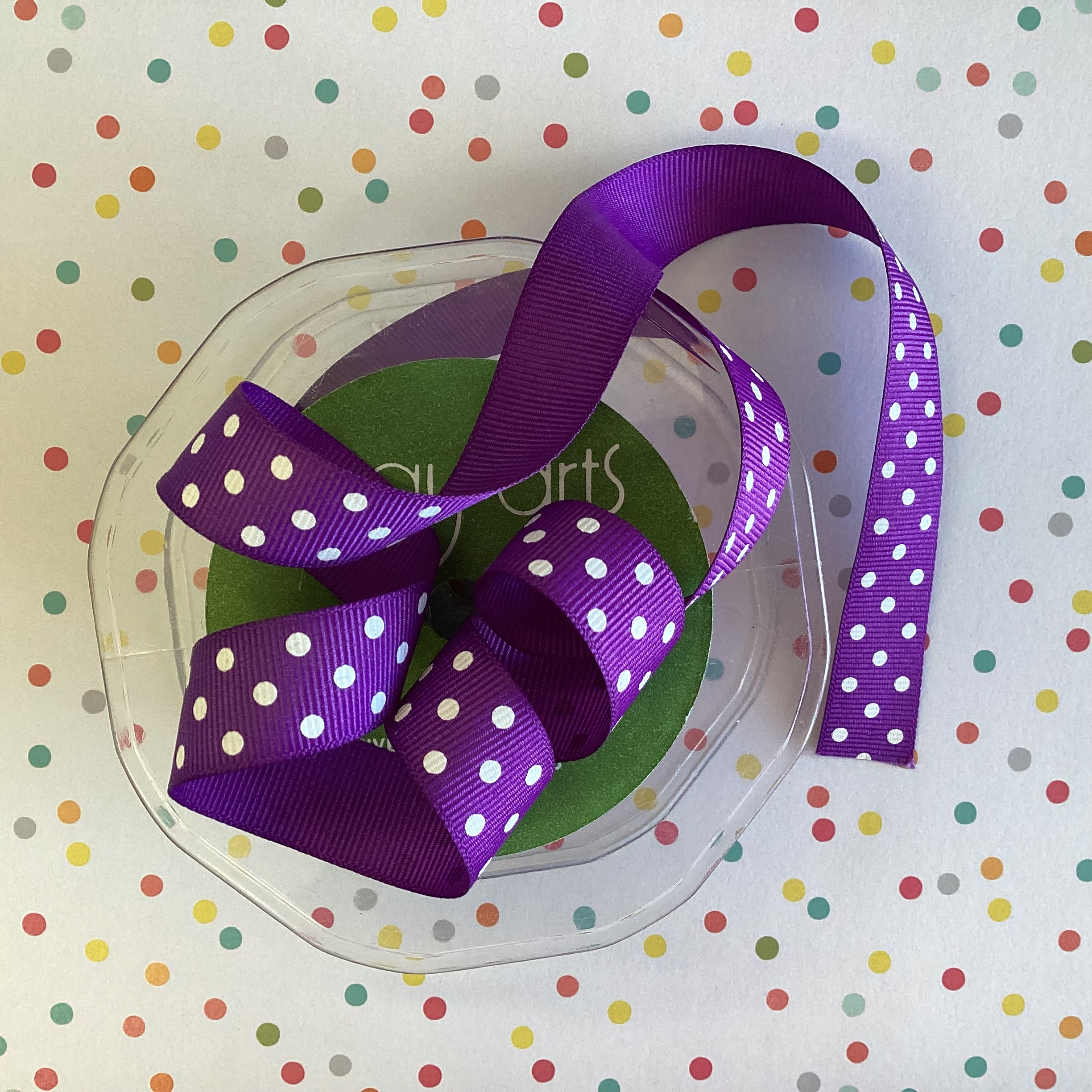056E67B2-085A-43DD-9EC9-C66975321E22.jpg May Arts PURPLE & WHITE DOT RIBBON 5/8” 1 yard - Image 1