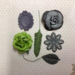 Scrapbooksrus VICTORIAN EPHEMERA Oval Cameo Frame & Flowers 6pc - Image 7