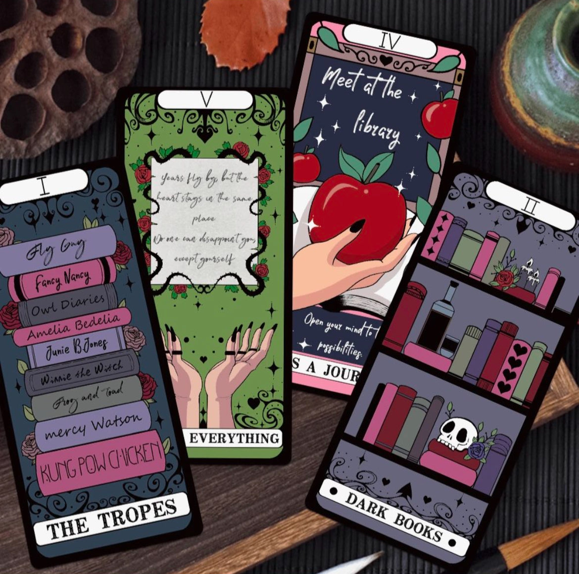 578CD790-DDAA-4A11-8537-0BEFFD256C1C.jpg Scrapbooksrus TAROT CARDS Reading Bookmark Embellishment - Image 1