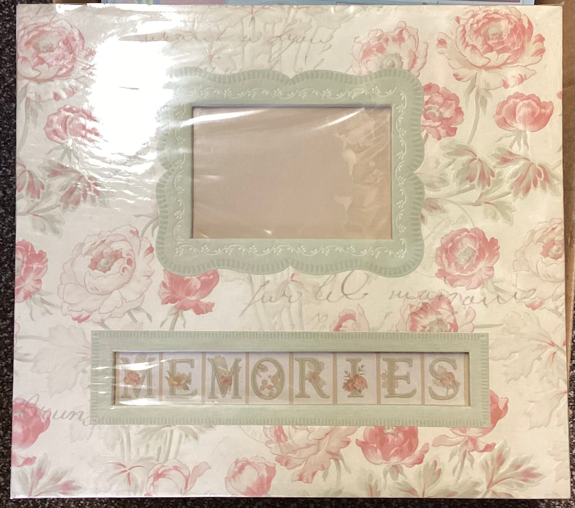 66630711-B26F-4D61-BDA5-5F5998900CB0.jpg K&Company ISABELLA FRAME A NAME 12"X12" Album - Image 1