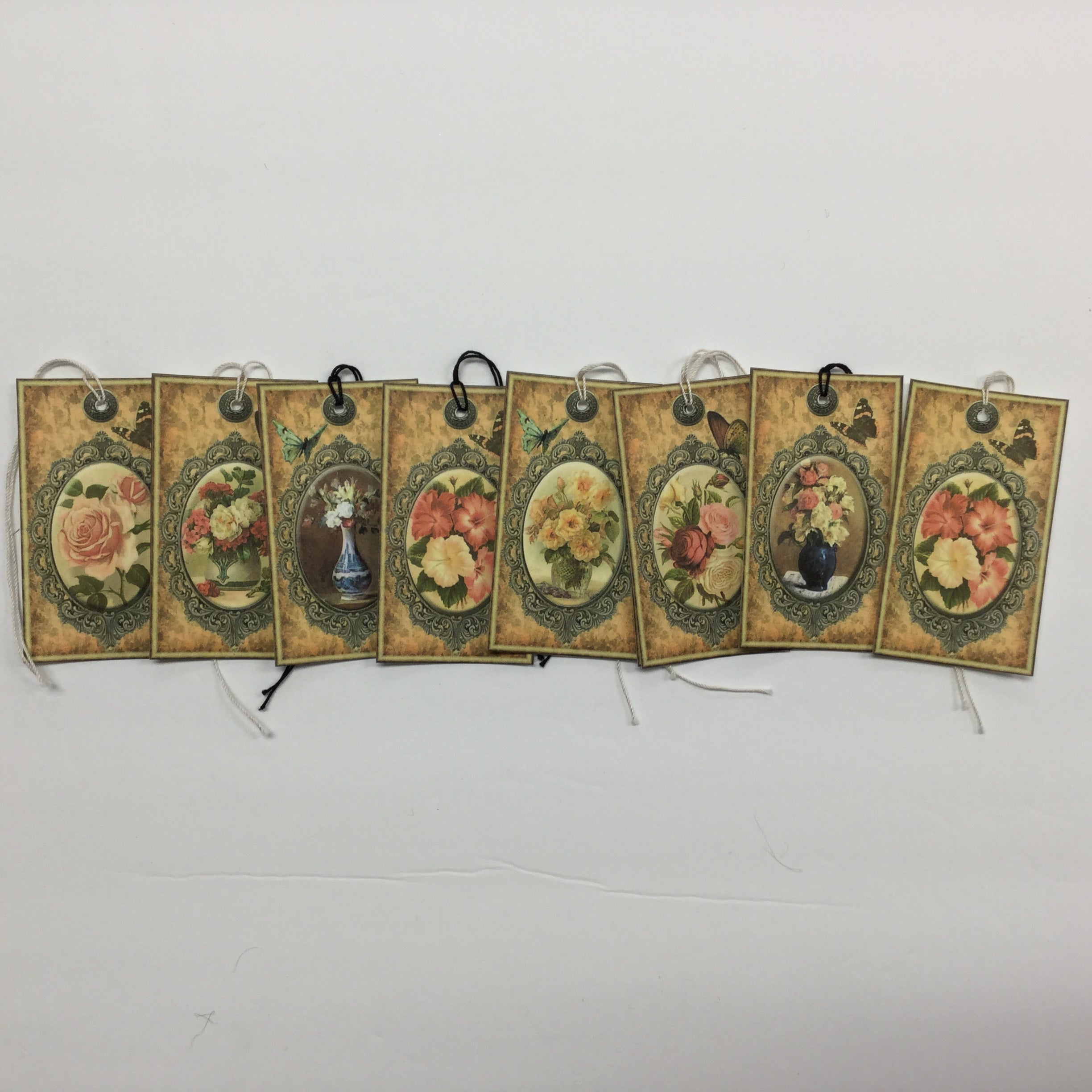 78AFFE20-F93E-44B4-AEBE-7E4F37902F47.jpg Tags & Ephemera 9pc VICTORIAN FLOWER FRAMES TAGS - Image 1