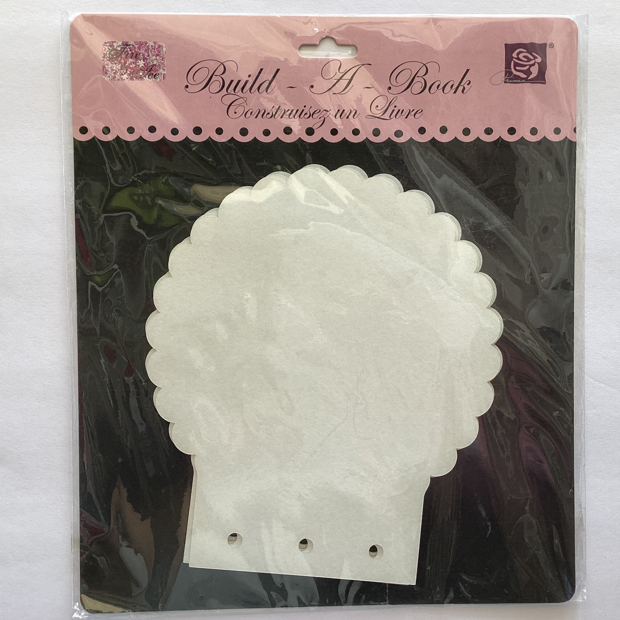 99EE305B-9E4C-4692-ABE4-EE2E982FFBA9.jpg Prima Build A Book SCALLOP 4pc Clear Mini - Image 1