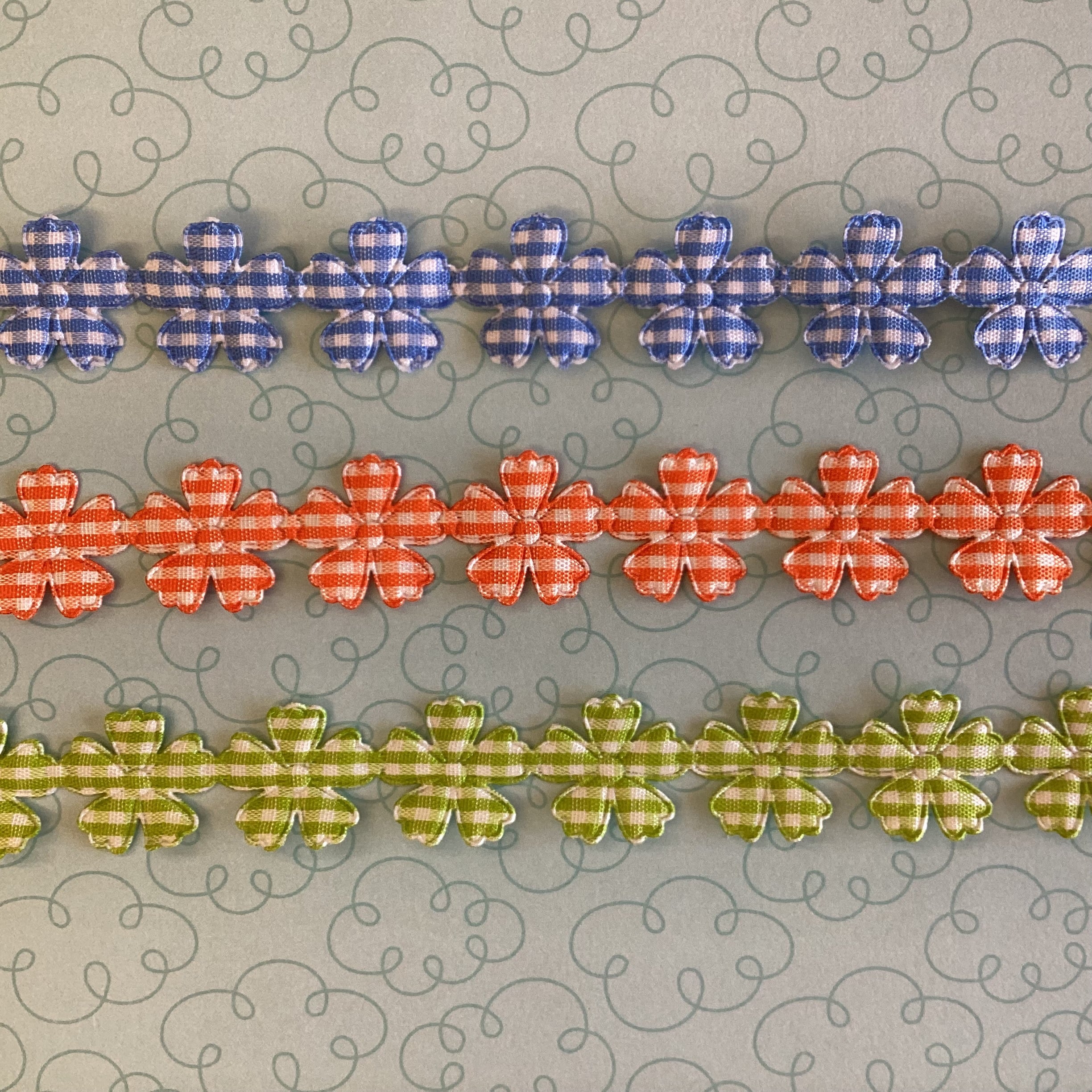 A03E97EB-95D6-4A6A-A3EC-17E582C208E6.jpg Scrapbooksrus GINGHAM FLORAL RIBBON 1 yard - Image 1