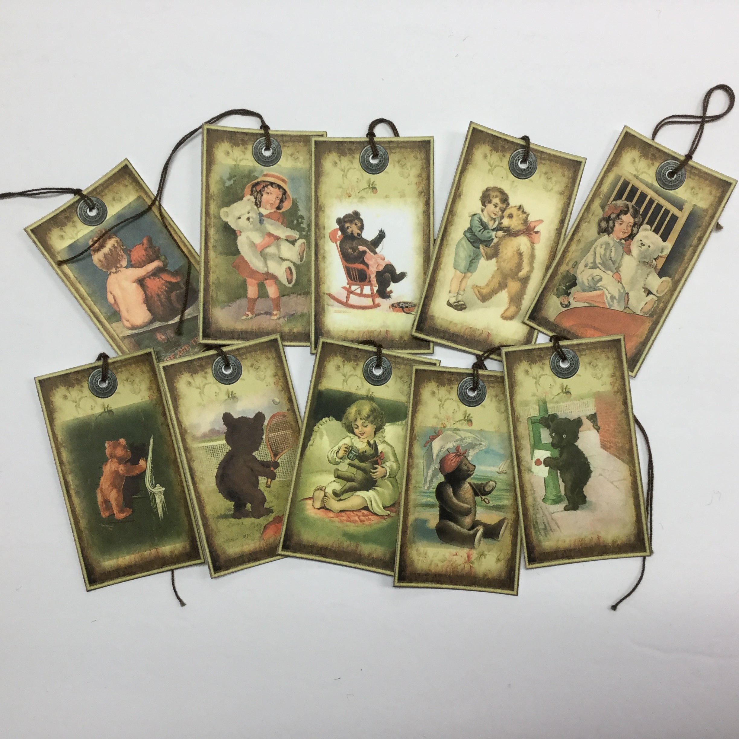 A130C250-82C6-4DD7-9461-AB555C342035.jpg Tags & Ephemera 10pc VINTAGE ME & TEDDY Bear - Image 1