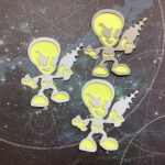 Scrapbooksrus Diecut ALIEN WITH LASER 3D Scrapbook Die Cut Embellishment - Image 6
