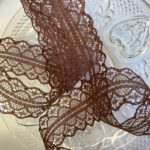 Scrapbooksrus LACE SCALLOP Edge Ribbon 1 yard - Image 5