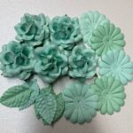 Sweet Roses Leaves Daisies SEAFOAM MINT 15pc
