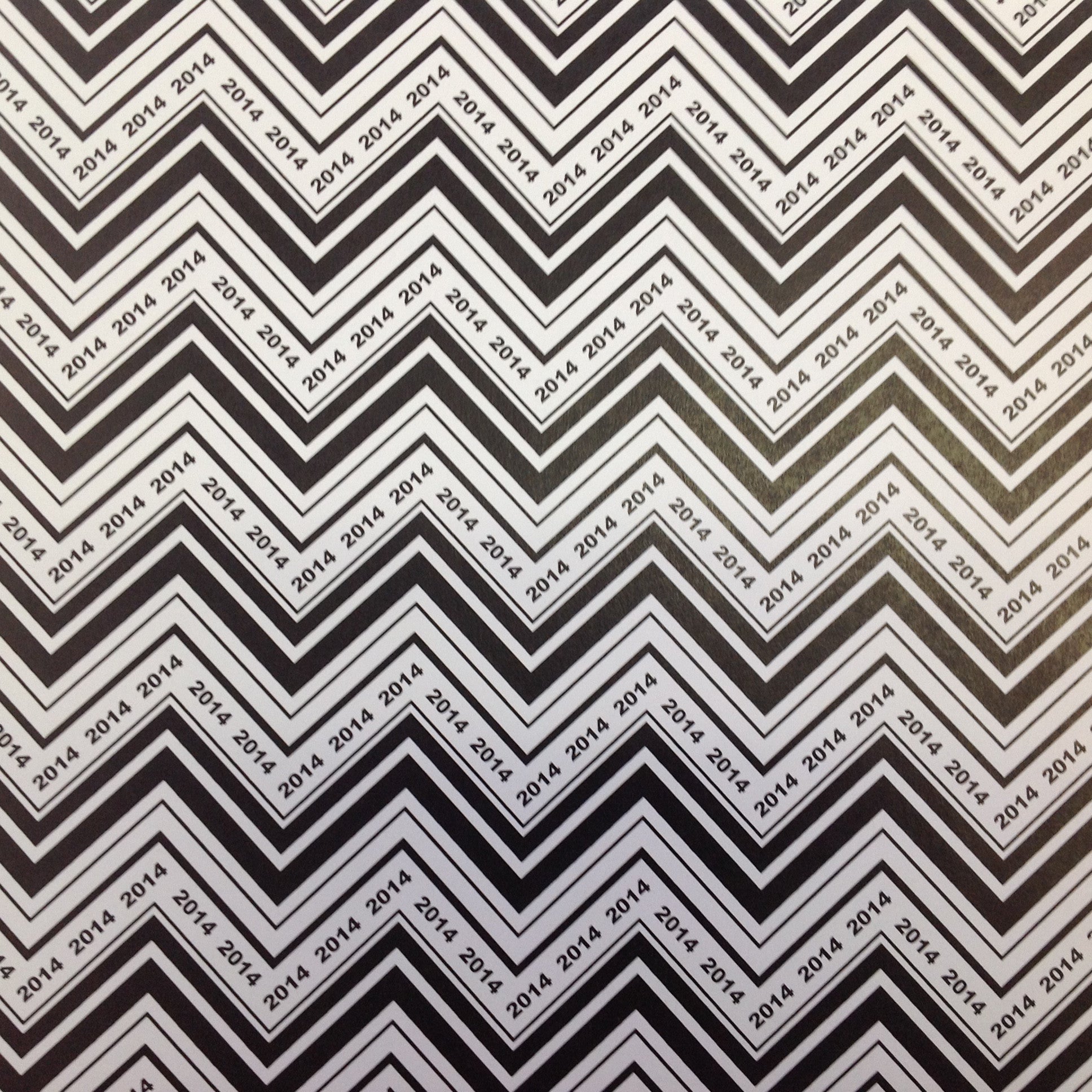 image_8a9ce5a6-695c-41d6-bc43-6a24b2ceaeb5.jpeg CHEVRON YEAR 2014 12"X12" Scrapbook Paper - Image 1