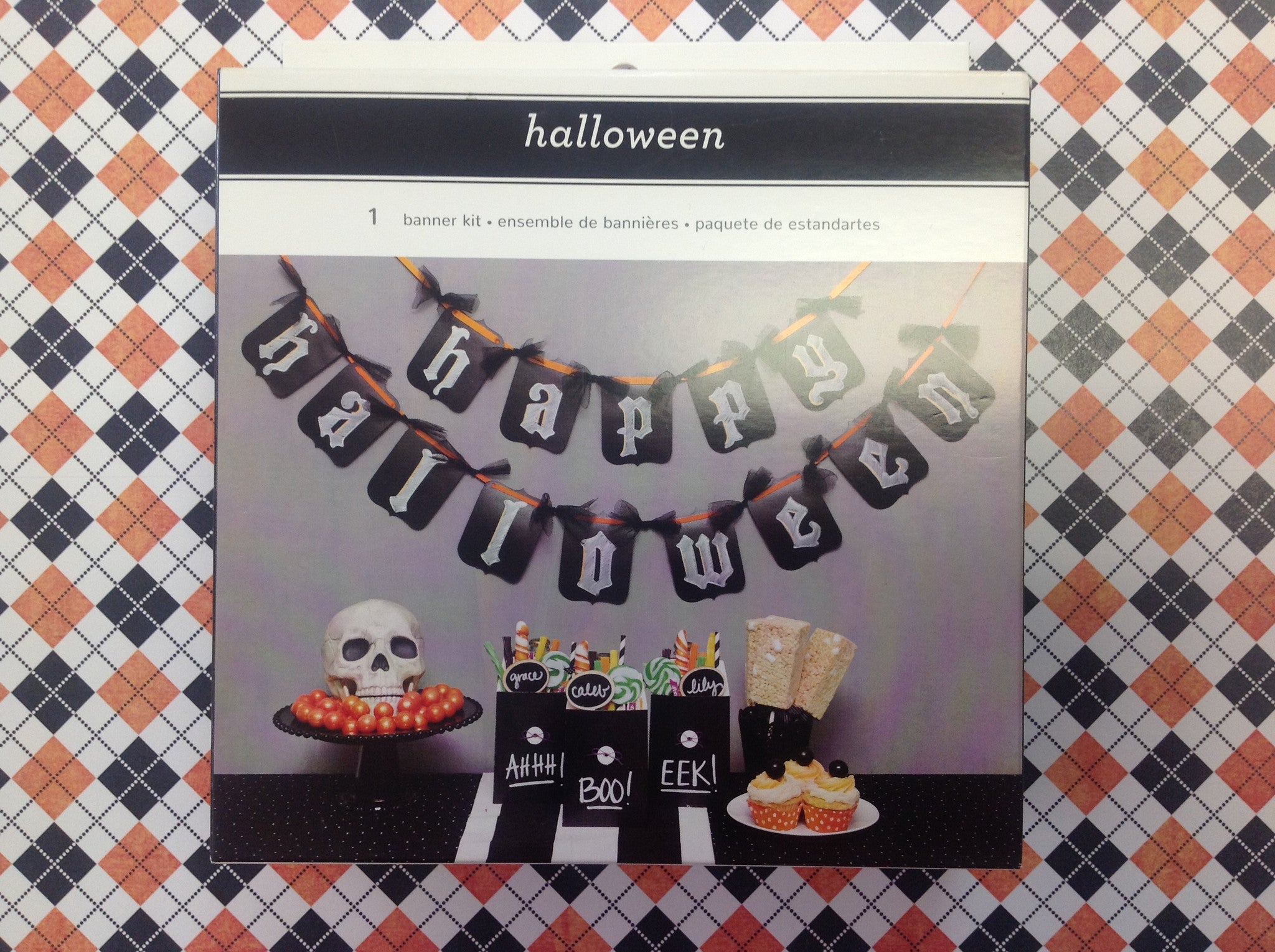 image_c29aaa1f-2b7d-43df-be1b-4093b8b3e8b7.jpeg American Crafts Halloween CHALKBOARD BANNER KIT - Image 1